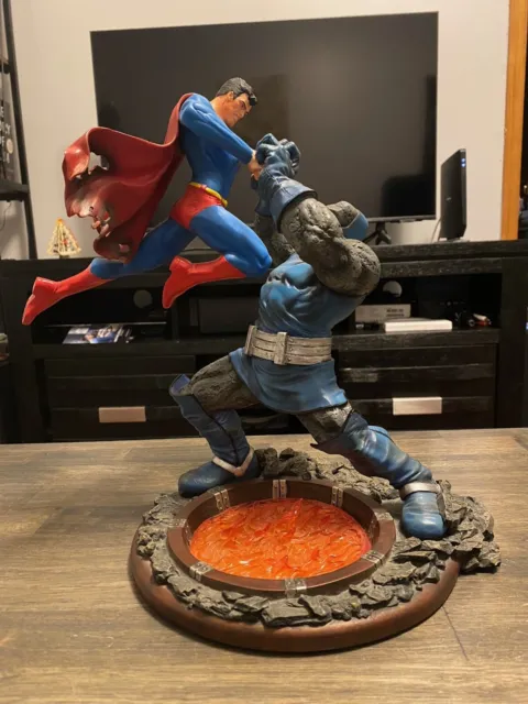 DC Superman vs Darkseid 1st Edition Statue