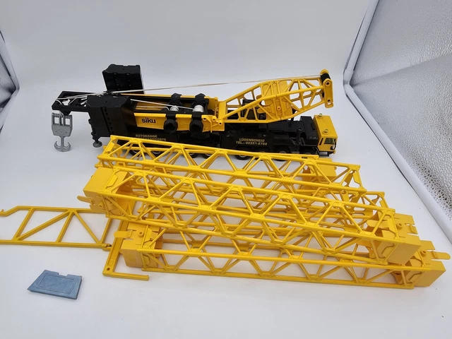 MINIATURE CAMION DIECAST Siku Camion Mercedes Bras Crane auto 1:50