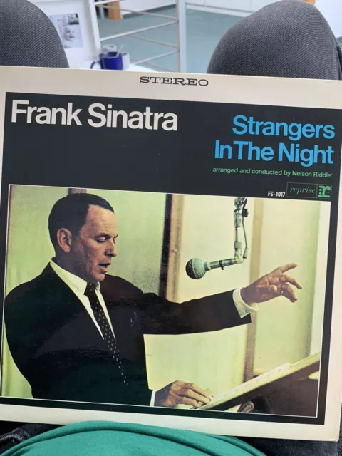 Frank Sinatra-Strangers In The Night[ Vinyl LP]--- guter Zustand!