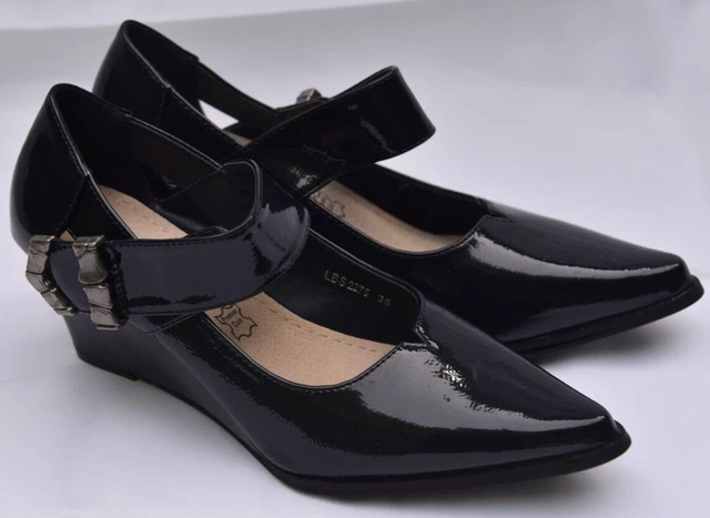 la bottine souriante sandals