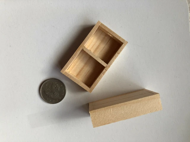 Dolls House 2 x Wooden Crates Box/Tray/Storage/Fruit/Vegetables Mini 1:12 Scale