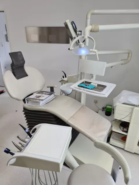 SIRONA Siemens C4 + Plus Einheit mit Intraorale Camera , Monitor , EMS Anschluss