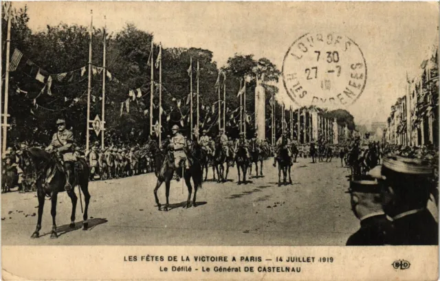 CPA AK Militaire Fetes de la Victoire a Paris General De Castelnau (696055)