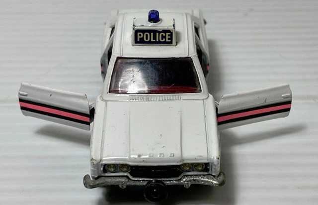 Corgi Ford Cortina Police #402 1973 A-/A- whizzwheels boîte