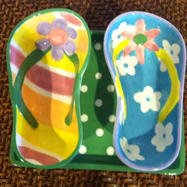 Boston Warehouse Colorful Flip Flops 3 Piece Set Condiment Dip Bowl Damaged Box