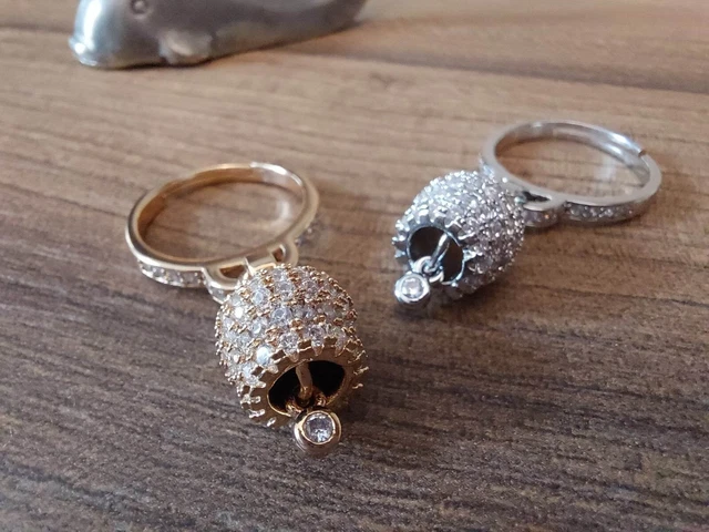 Anello da Donna visto su Instagram con Campanellino Zirconi color Argento e Oro