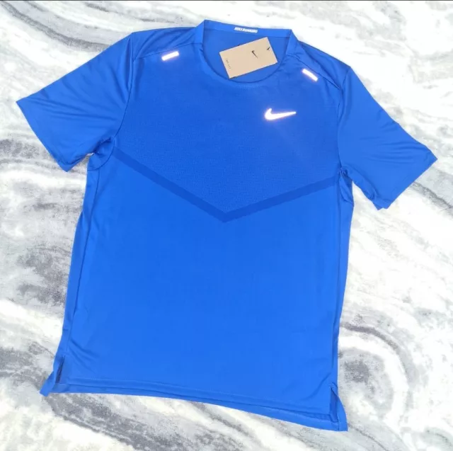 T-shirt Nike Rise 365 Dri-Fit blu grande nuovissima