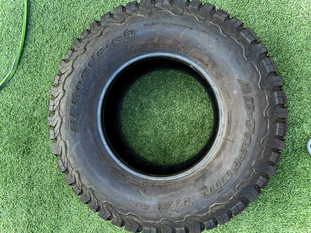 Semi- Used BF Goodrich All-Terrain T/A KO2 315/70R17  (1 Tire)