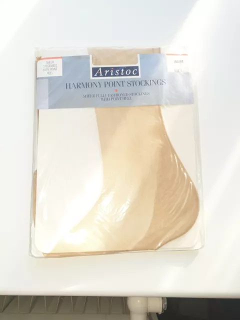 Vintage Airistoc Harmony Point Fully Fashioned stockings size 1 Allure