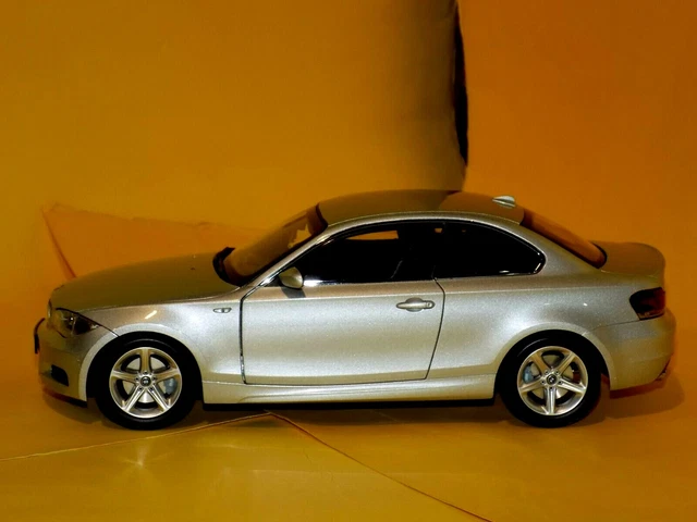 BMW M3 E46 Coupé Rouge Imola Kyosho 1/18 Dealer Édition 80430009758 - Collection