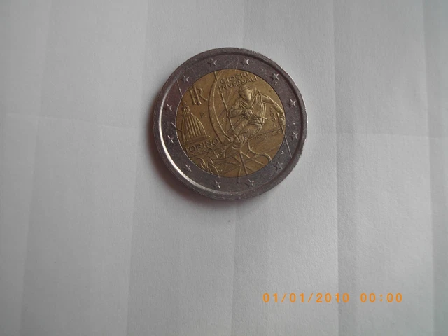 PIÈCE DE 2 euros rare skieur Giochi Invernali pièce de 2006 EUR 600,00