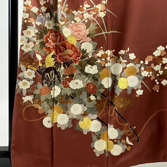 Japanese kimono  "Iro-TOMESODE", Gold leaf, Three crests,Rowel , L5' 4"..3237 2