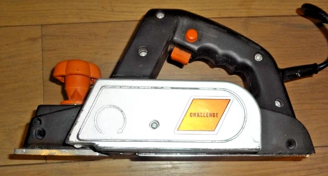 CHALLENGE MP4992 ELECTRIC Wood Planer 650W 2mm Cut Depth Boxed