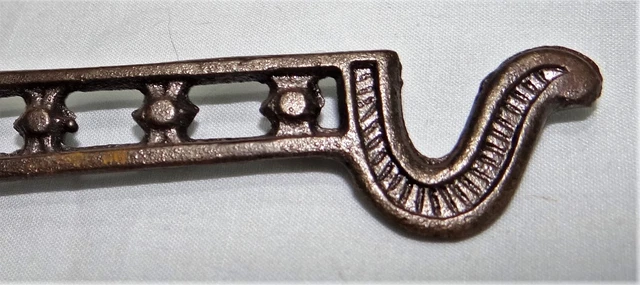 Vtg Cast Iron Ornate Hook Hanger for Plant Bird Cage Lamp Wall Mounted Screw 2