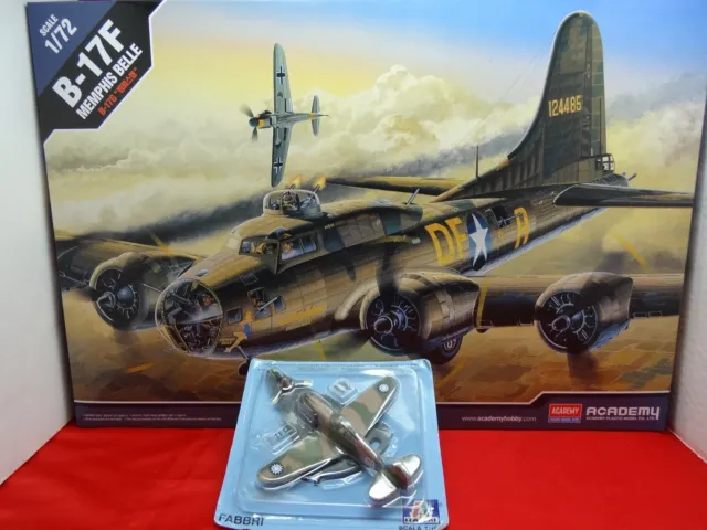 Lotto 2 Pz. Nuovo : Academy 1/72  B-17 F Memphis Belle + Italeri 1/100 P40  Wwii