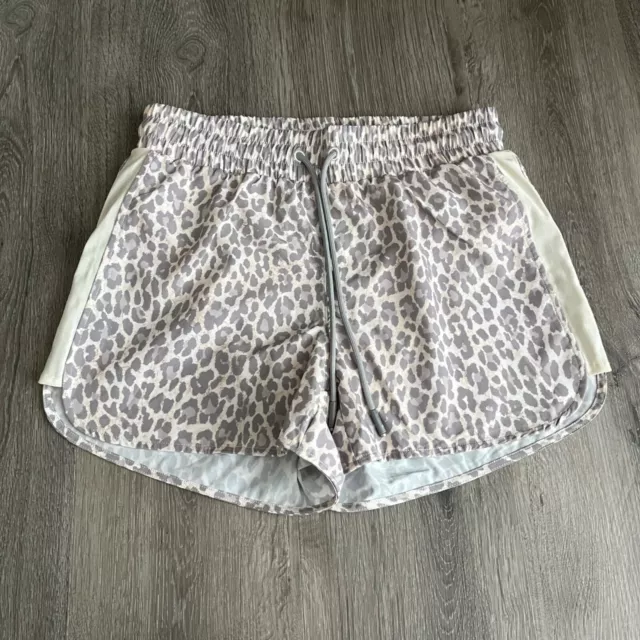 Johnny Was Calme White Grey Leopard Print Elastic Waist Running Shorts X-Small