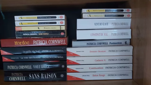 Lot de 18 livres Patricia Cornwell  grands formats pour 12 et 6 poches