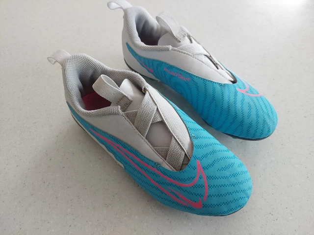 NIKE Phantom GX Laceless academy UK Size 2.5 (EUR 35)