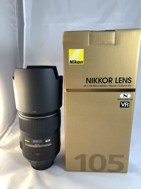 Nikon Micro NIKKOR 105mm f/2.8G AF-S VR IF-ED Lens w/ Box,papers, lens hood MINT