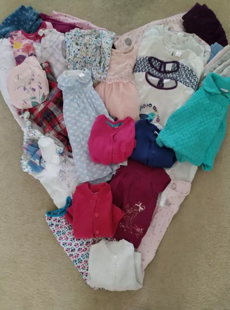 Beautiful bundle of girl's clothes, age 6 to 9 months, used, in great condition