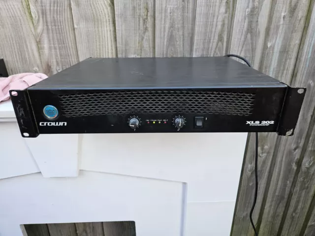 Crown XLS 202 Power Amplifier 18” Rack Pro High Quality -Great cond-400W bridged