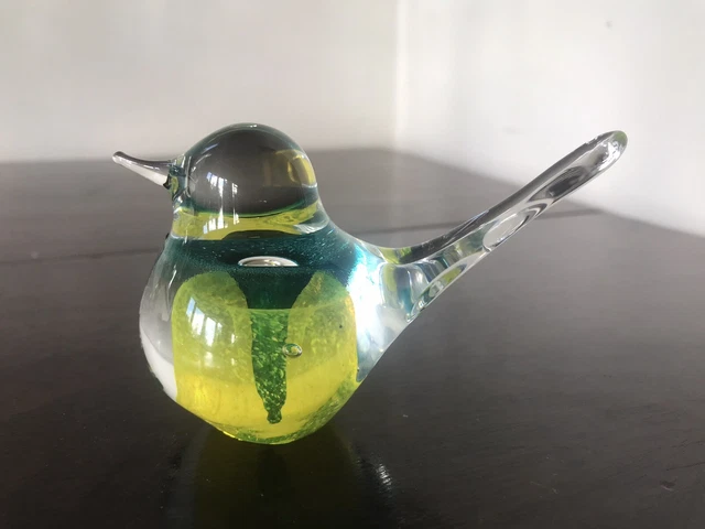 Vintage Handblown Svaja Art Glass Bird Figurine /  Paperweight
