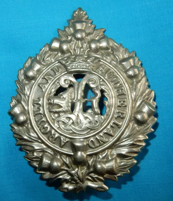 Fine Original Argyll & Sutherland Highlanders Cap Badge - White Metal