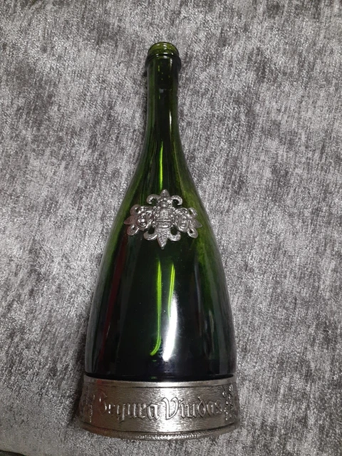 Segura Viudas Green Glass Pewter Crest and Emblem