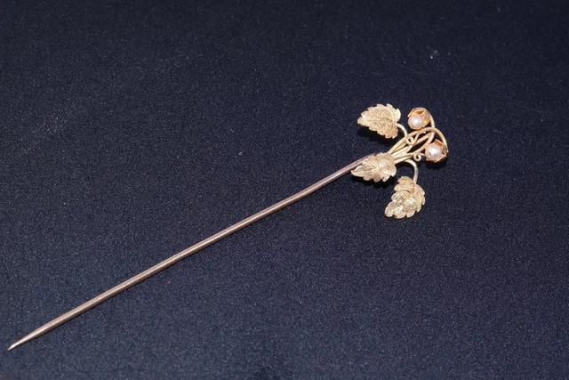 Art Deco Vintage Pearl 14k Yellow Gold Leaf Dimensional Stickpin