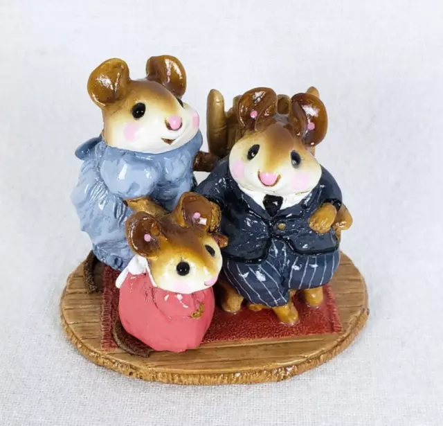 Wee Forest Folk Family Portrait M-127 Miniature Mice (1985) Collectible Figure