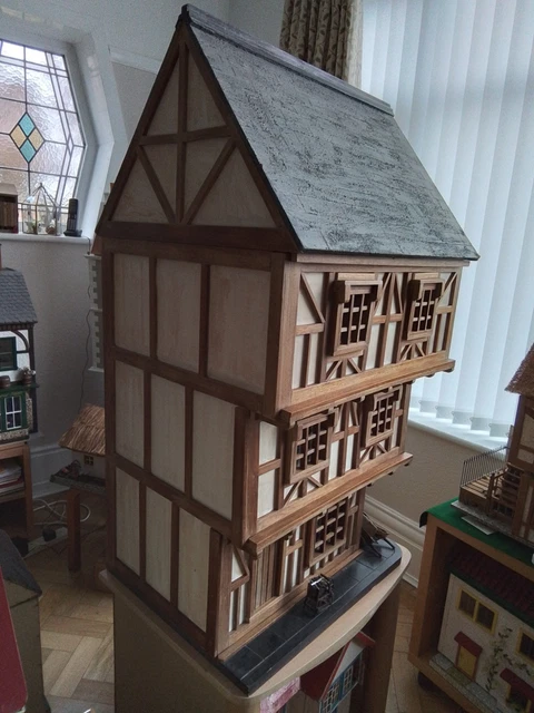 TUDOR DOLLS HOUSE- Hand-made. Large £167.12 - PicClick UK