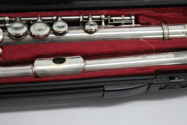 Yamaha Flute In Hard Case 211SII 5