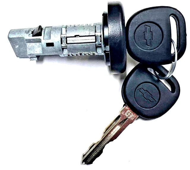 NEW GM OEM Ignition Key Lock Cylinder Switch W/2 Chevy Bow-Tie Logo Chip Keys