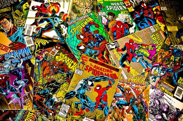 1 Box Lot of 100 comics Marvel,DC, Other Publishers NO duplication free shipping
