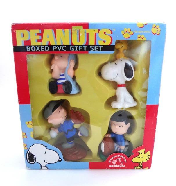SNOOPY & WOODSTOCK Peanuts Charlie Brown Box Gift Set Lucy Linus PVC