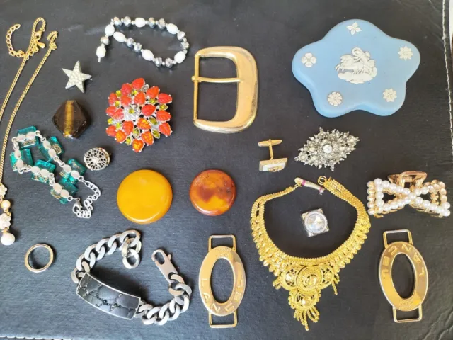 Bulk Lot Of Broken Jewellery Crafts Bakelite, Vintage Jewellery For Crafts