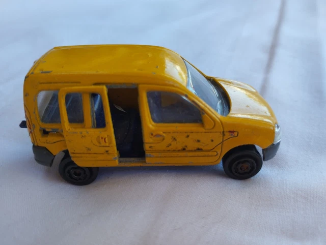Voiture Miniature Majorette Renault Kangoo – N°288/289, échelle 1/57, Occasion Très Bon état