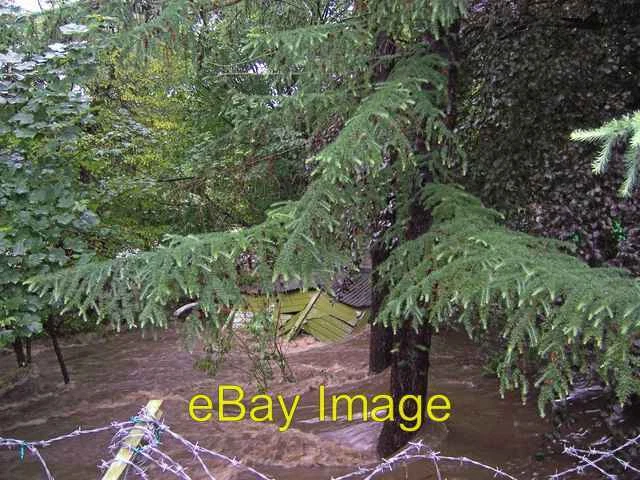 Photo 6x4 Park Hut during the Oughtibridge Flood Taken whilst the River D c2007