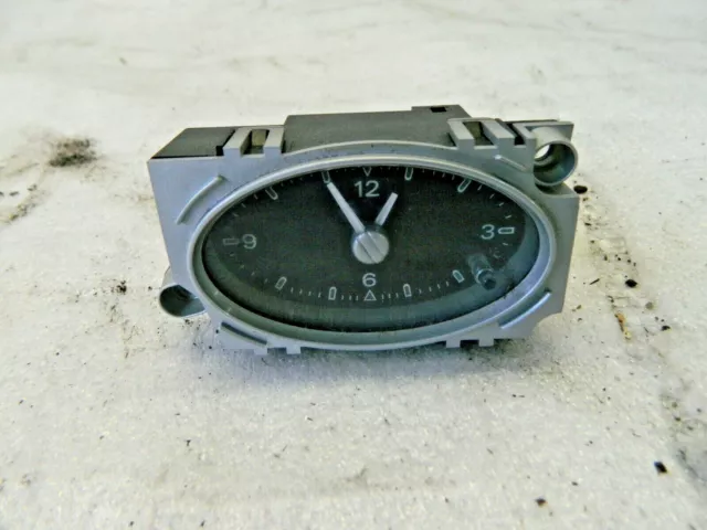 Ford Mondeo Mk3 Uhr, Zeituhr