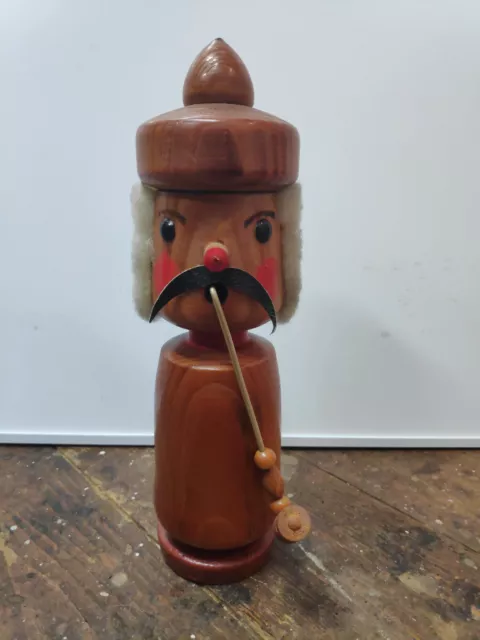 Altes Räuchermännchen aus Holz, 27 cm hoch