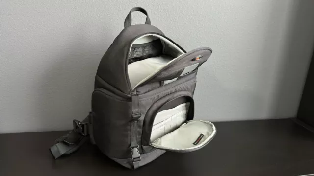 LowePro Slingshot 300 AW Camera Backpack/Sling Bag (Excellent Condition)