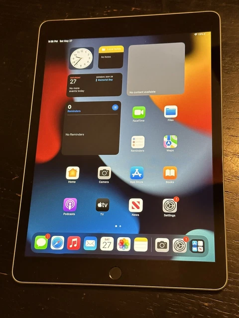 Apple iPad 9th Generation 64GB Wi-Fi + 4G (Unlocked), 10.2 in - Silver
