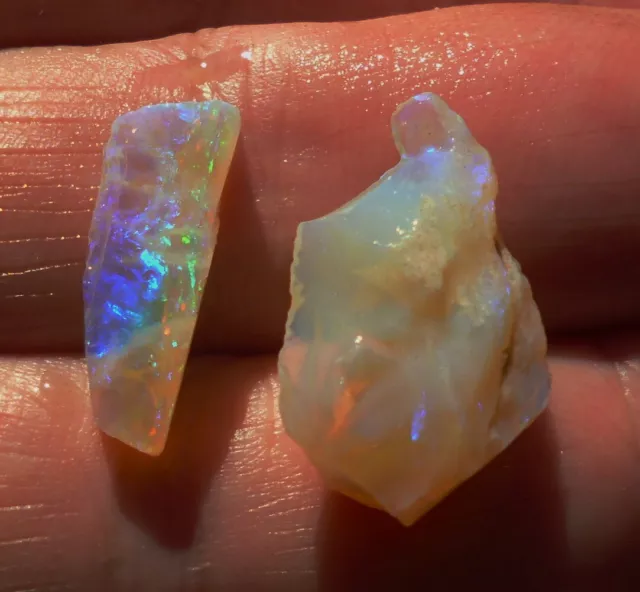 Opale de Mintabie/Australie, cristal avec feux, lot de 2 = 2,5 g/13 cts