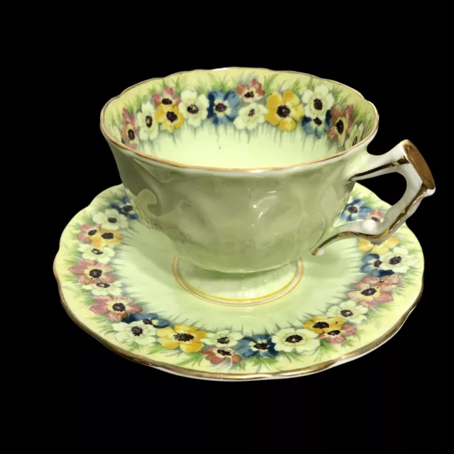 Aynsley Tea Cup and Saucer Green Floral Anemones Gilt Trim Bone China 765788