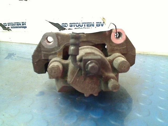 Ford Fiesta MK2 Console Centrale En Marron Tout Neuf 84 FB B043B62 AA Rare Now
