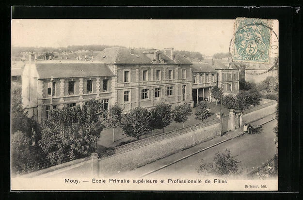 CPA Mouy, Ecole Primaire supérieure et Professionelle de Filles 1906