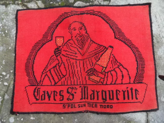 Ancien tapis jeu de cartes Pub vins Cave Sainte Marguerite advertising card mats
