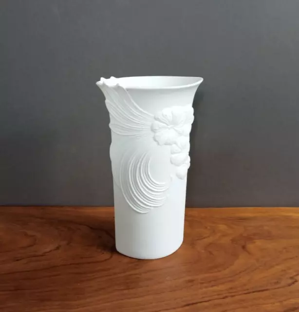 Kaiser Biskuitporzellan Vase - Design: M. Frey - 60s Op Art Porcelain