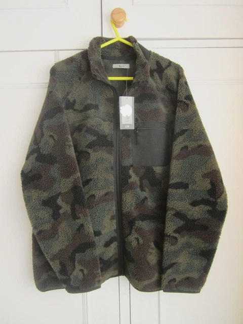 Camouflage  fleece jacket - New with Tags - Large TU Brand