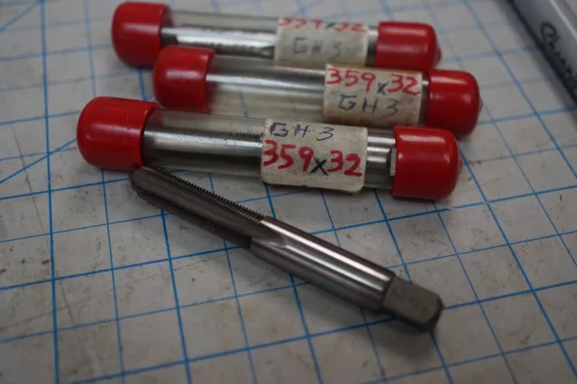 Lot of 3 North American HSS 4 Flute Plug Taps 359-32 NS GH3